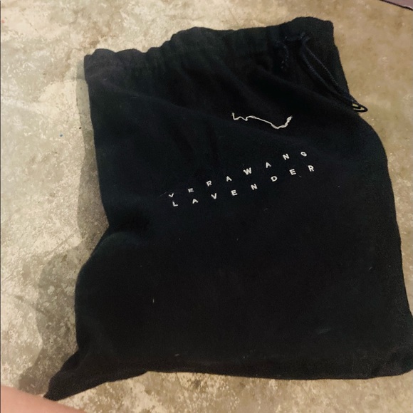 Vera wang Lavender wedges size 9 - Picture 2 of 3